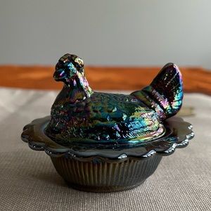 Miniature Nesting Chicken